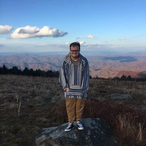 Meet your Posher, Logan